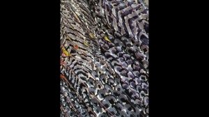 коврик из ненужных тканей и старой одежды в технике синель.