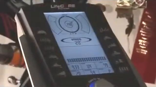 Elliptical Machine with Longest Adjustable Stride V8 by Lifecore Fitness смотреть онлайн