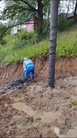 Бытовые сложности в работе. 
Услуги бурения тел. +7 (985) 185-77-77.