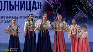 "Походить бы нам по травке", "Вставало солнышко".