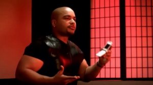 K Maro Femme Like U Clip officiel