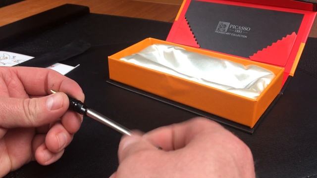 РУЧКА ПОДАРОЧНАЯ РОЛЛЕР Picasso смотреть онлайн