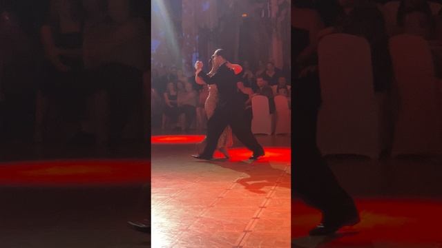 Jhonny Carvajal  Suyay Quiroga. Выступление на Фестивале танго La Boca 2025.