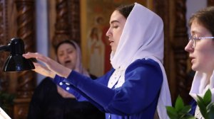 Песнопение "Свят, свят, свят, Господь Саваоф!" в исполнении хора "Сольба"