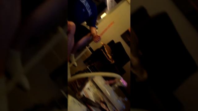 Hookahfrank reviews the Lavoo MP5 Hookah смотреть онлайн