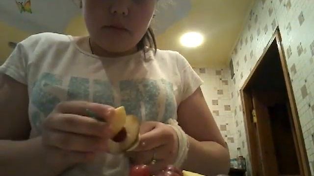 Шашлык из фруктов🍏🍌🍐🍇
