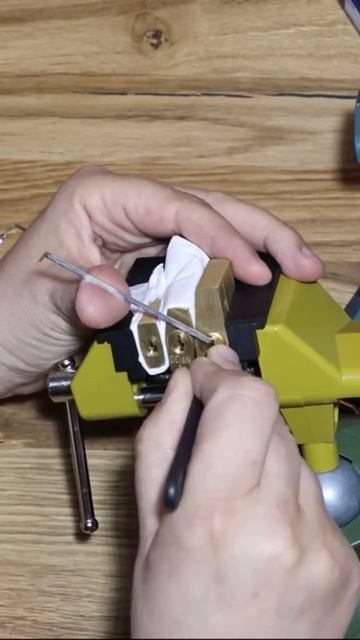 Raising the Bar: Conquering the Orange Belt Lock for the Blue Whale Challenge! смотреть онлайн