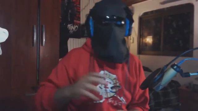 Dylantero bailando dubstep (Fade-Alan Walker) смотреть онлайн