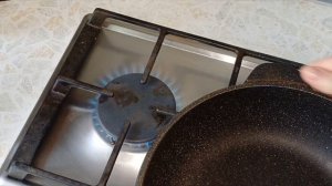 Зеленый лук, сыр, яйца