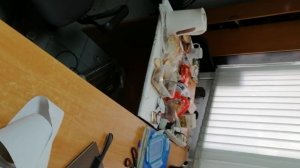 ПЬЯНИЦА СМЕНЩИК ,,ПИТЕР! АККУРАТНО УЧЕНИЕ ГОВОРИТЬ МАТОМ!!!)))