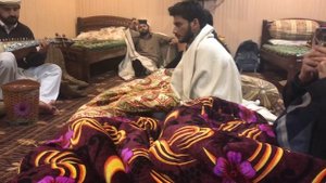 Laka Gul pa sanga teer shi Kho chi khwrii pa Cha wawriii