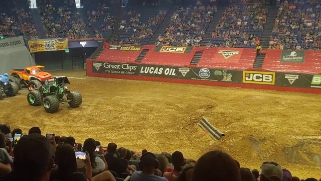 Monster Jam Rupp Arena Grave Digger Freestyle