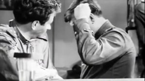 ему бы на вираж уйти, а он... но отчаянный