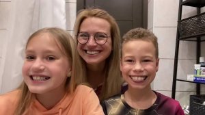 Тест зубной пасты ELGYDIUM с индикатором налёта.