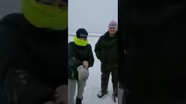 УАЗ в поле) Активный отдых, плюшки, веселье) падение с плюшки на скорости) смотреть онлайн