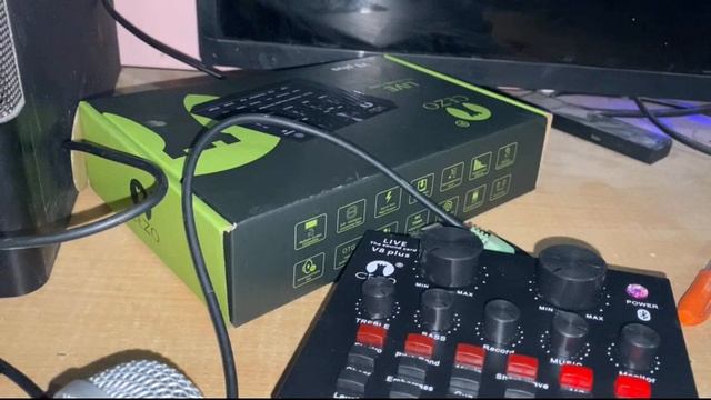 Cezo V8 live sound card  with auto tune and Bluetooth effect accessible review