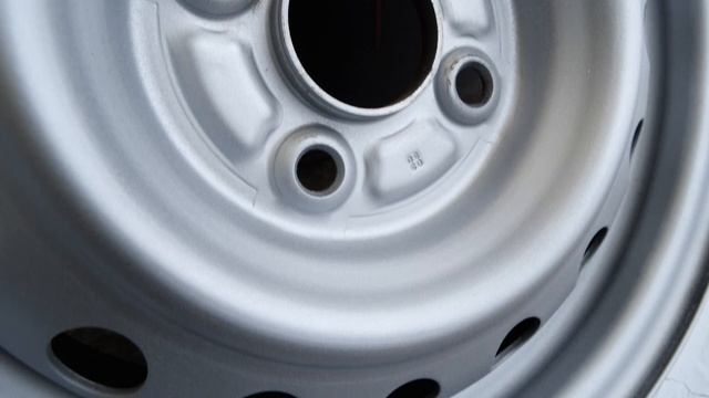 純正の鉄ホイールをシルバー塗装【プロボックス】