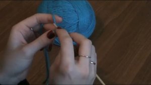 Набор петель спицами одной нитью Плетенный способ