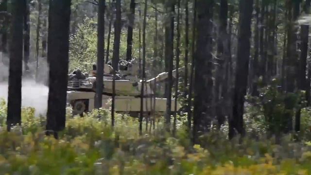 Подготовка танков США в Форт-Стюарт, штат Джорджия • M1A2 Abrams смотреть онлайн