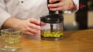 Как приготовить чесночное масло (из оливкового масла)