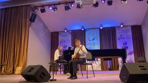Дуэт Семкин Олег (балалайка)и Сарафанова Алёна (фортепиано) Е. Дербенко. Зимнее интермеццо.