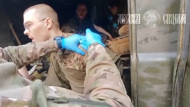 Медицинская служба разведчиков Белгородского направления спасает жизни наших бойцов в ходе отражения