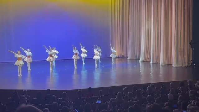 Мой танец в Аничковом дворце#метаморфозы #тамбурин#
