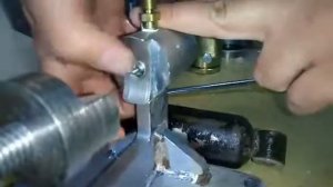 Демонстрация заправки амортизатора при помощи системы SAR II