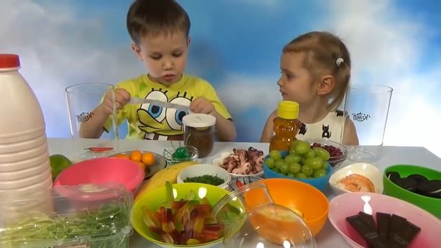 Катя і макс смузі челендж осьміноги в шоколаді перець чили з яйцями