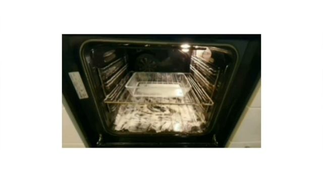 How to clean your oven with baking soda and white vinegar | natural ingredients