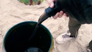 Big Toothpaste Eruption from Barrel, Chupa Chups, 7up, Schweppes, Sprite, Coca Cola vs Mentos