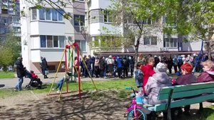 235 Переезд в Россию. ВСТРЕТИЛИ ДРУГА. ПРИЕХАЛИ НЕМНОГО ПО РАБОТАТЬ. СНЕГ