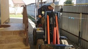 мини погрузчик от Сан Саныча в работе