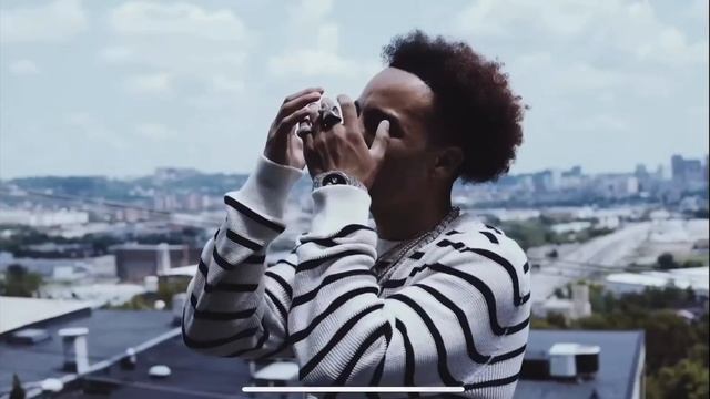 sfe tav - nadia (official music video) смотреть онлайн