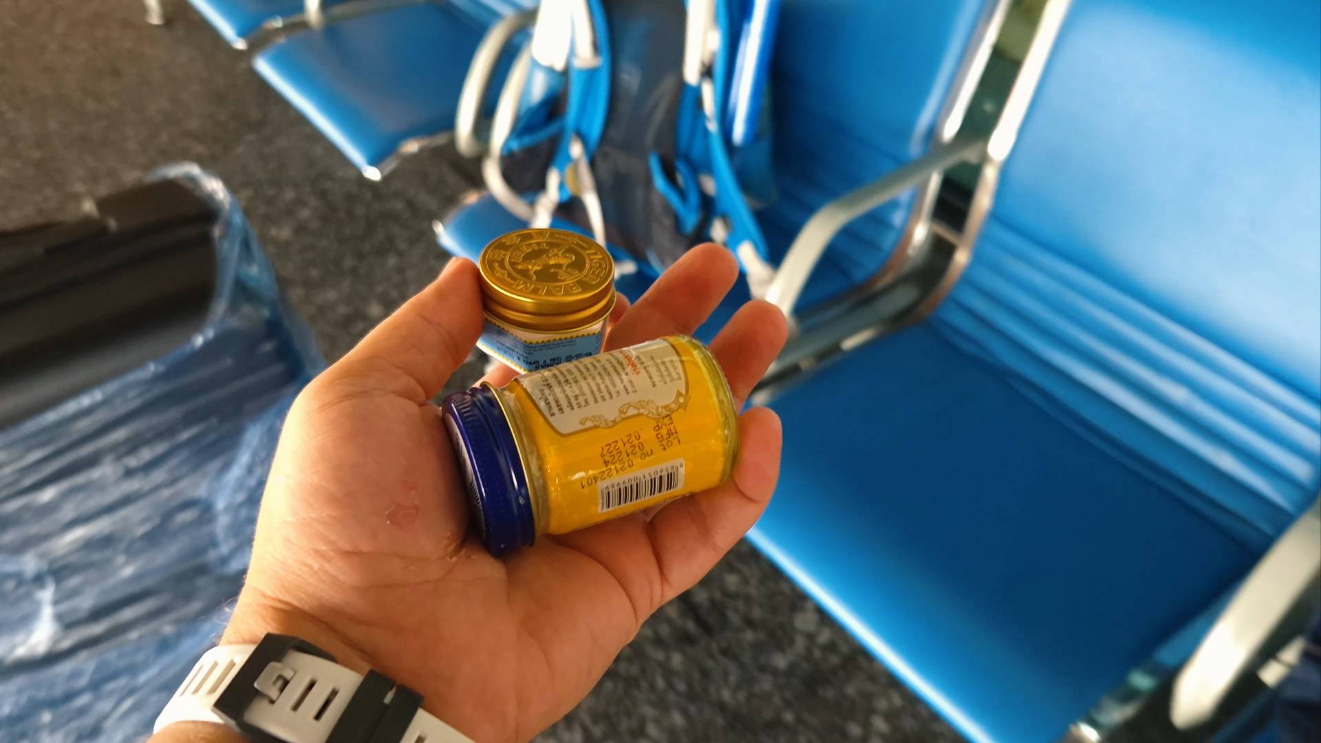 Тайланд, Мазь в самолет, тайские мази в самолет можно? Пауэр банк в самолёт. Перевес в самолете. смотреть онлайн