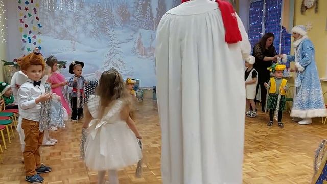 новый год 2023 2024 2мл гр Буратино смотреть онлайн