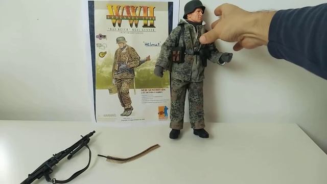 HELMUT - REF. 70236 - DRAGON MODELS WWII - 1/6 SCALE MILITARY FIGURE WW2