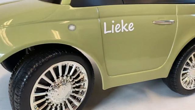 Bandits and Angels - loopauto - Fiat 500 Retro Groen