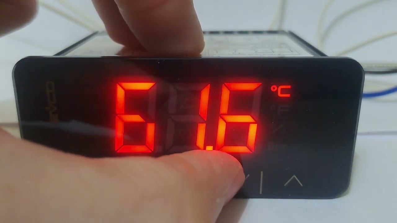 Параметры контроллера EVCO EV3401 (J) смотреть онлайн