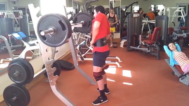 160 кг ПРИСЕД СТАДИОН ЯНТАРЬ 20130423 123718ok смотреть онлайн