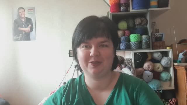 Пусть я жирная, зато добрая и не учу никого! Не судите о других...не зная их жизни, бед и проблем! (