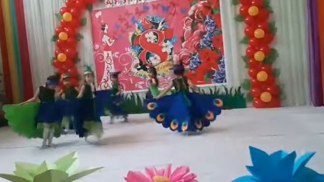 ЖШС"Бал-Мерей"б/б павлин биі смотреть онлайн