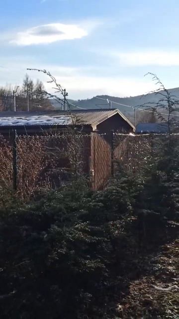 Малюсенькие дачи в Польше удивление для украинцев! Поезд впереди, замок позади Противоречивая Польш смотреть онлайн