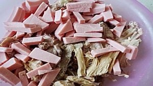 Солянка с мясом кролика