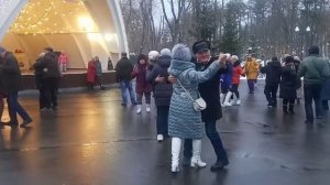 За белыми метелями!!!💃🌹Танцы в парке Горького!!! 💃🌹Харьков 2022