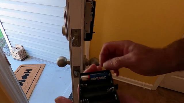How to QUICKLY and EASILY Install a Kwikset Smartcode Deadbolt