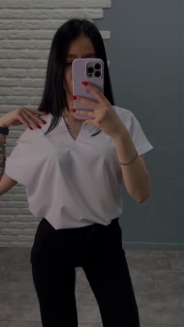 Женская блузка с короткими рукавами и V-вырезом "Fly" Код: 4713 смотреть онлайн