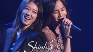 Jang Keun Suk and Park Shin Hye (in concert)_youtube_original.flv