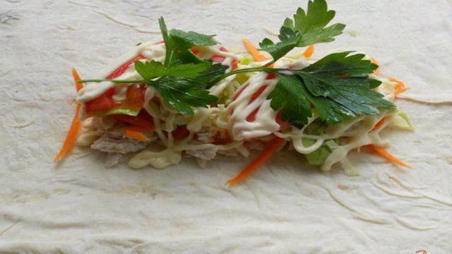 Лаваш с начинкой