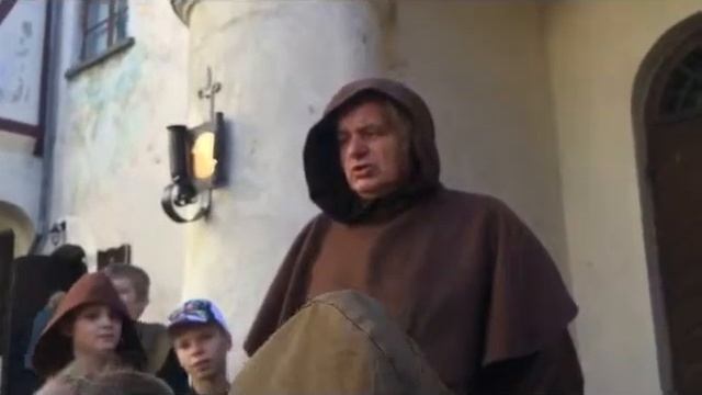 VLOG: Екскурсия едем к Пчёлкам и в Старинный Замок 6# смотреть онлайн